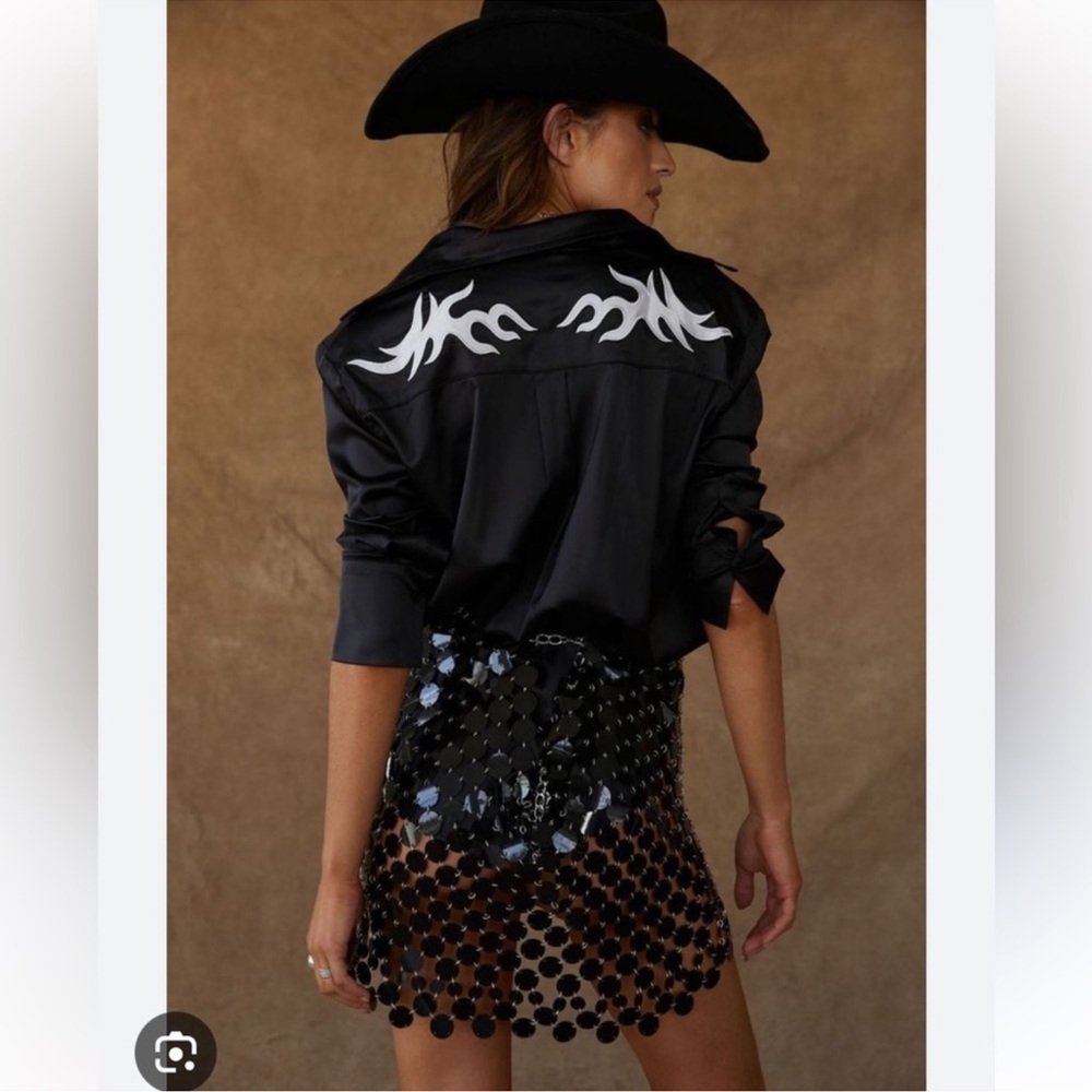 12TH TRIBE Danica Satin Western Flame Black Button Down Shirt Size Medium - Picture 2 of 7